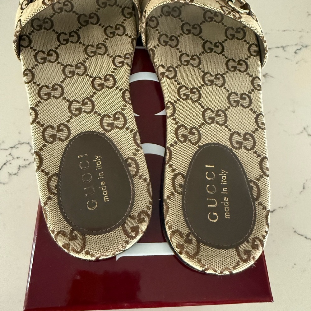 Gucci Beige and Brown GG Slide Sandals - Picture 3 of 14